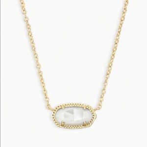 Kendra Scott Elisa Necklace in Ivory Pearl